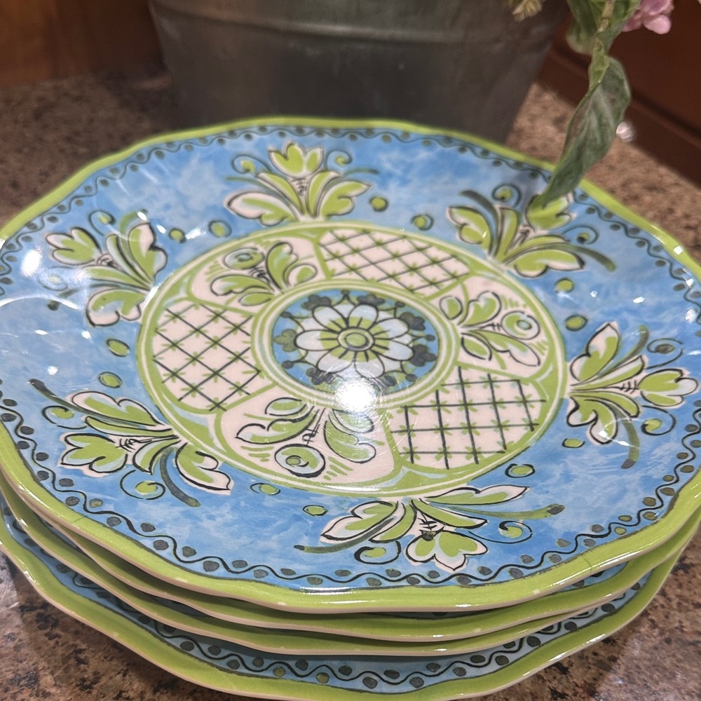 Floral Blue and Green Melamine Le Cadeaux Dinner Plates